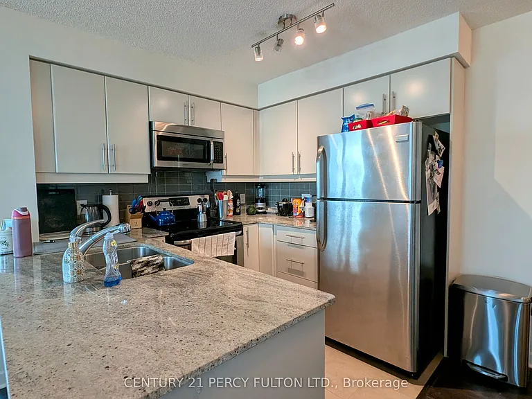 33 Bay St #1303 — Photo 2