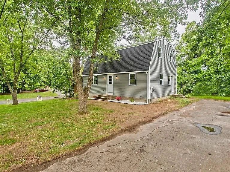 34 Mooreland St — Photo 23