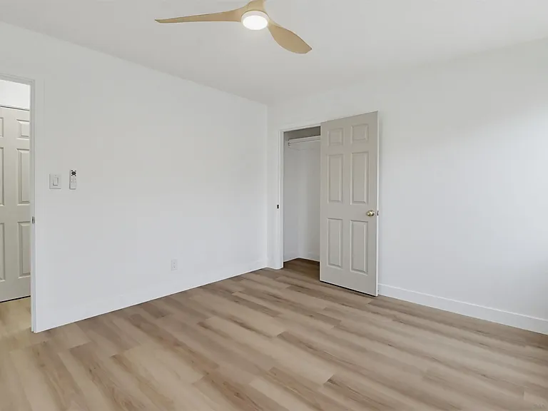 1038 Oaklawn Ave — Photo 16