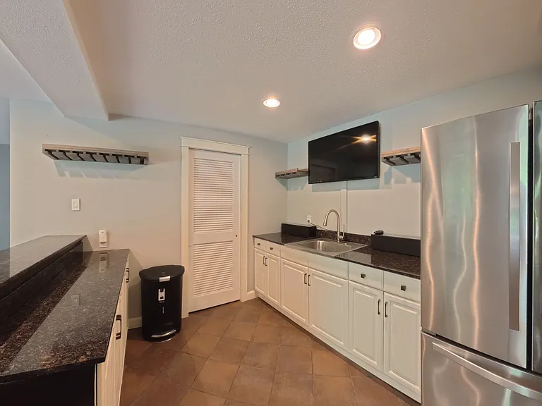 308 Windsor Forrest Rd — Photo 46