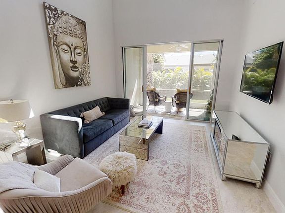 5th image of 1021 Steven Patrick Ave