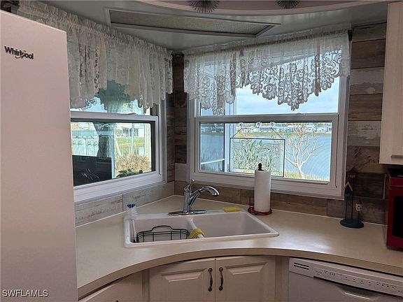 5th image of 3115 Indian Village Ln