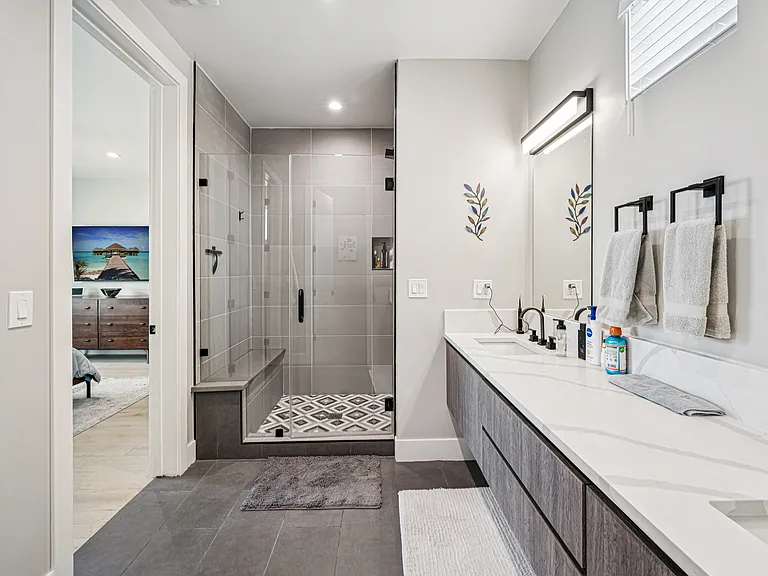 2130 E Turney Ave #3 — Photo 8