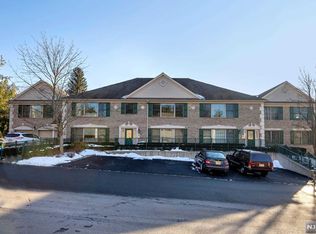 423 Laurel Brook Rd, Montvale, NJ 07645