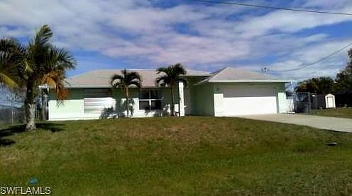 1st image of 837 SW 37th Ter