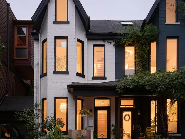 41 Henderson Ave, Toronto, ON M6J 2B9