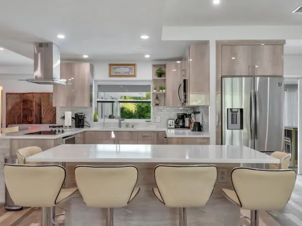 2829 NE 12TH Street, Pompano Beach, FL 33062