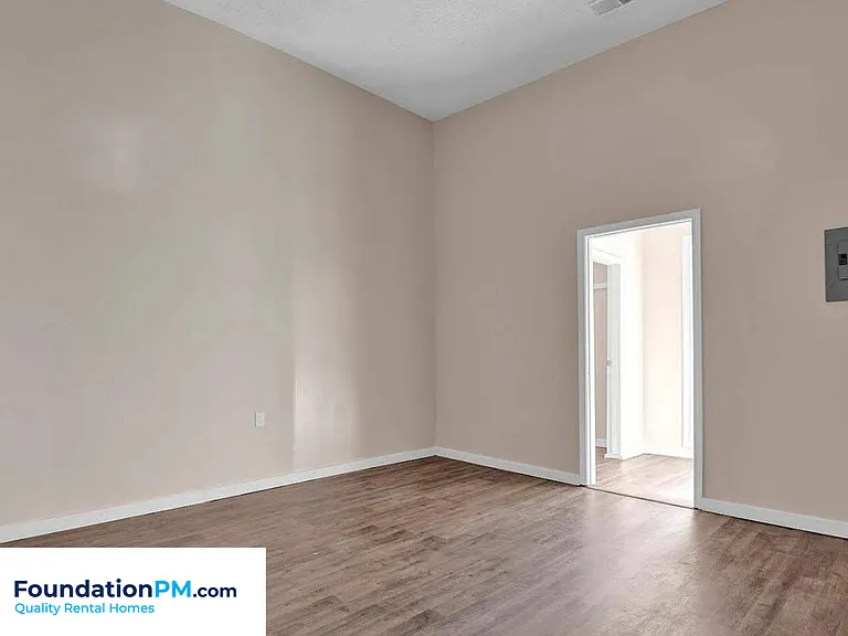 533 Leath St — Photo 23