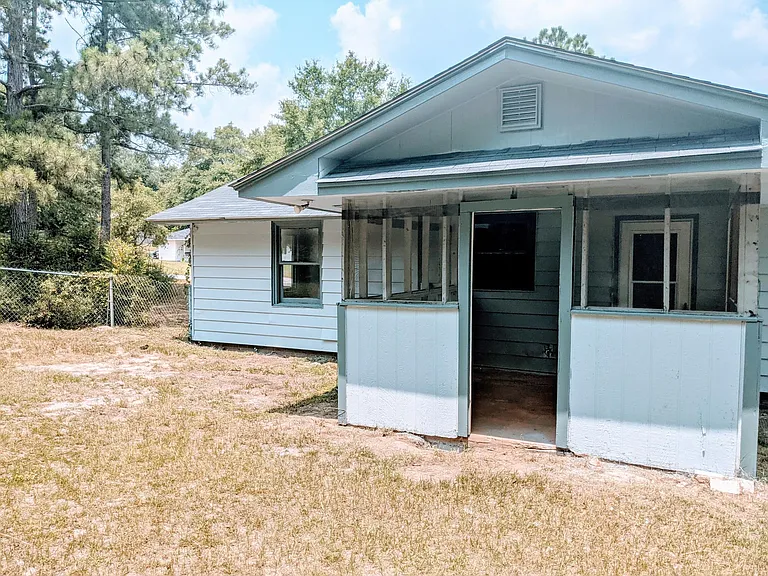 2435 Ridge Rd — Photo 10