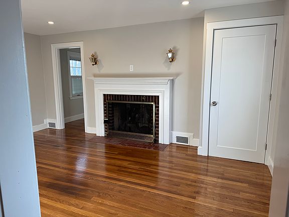 Living area from the right view