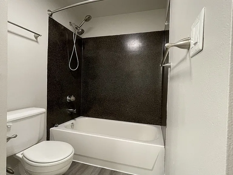 Elliott Pointe — Photo 14