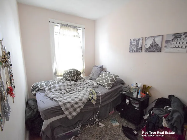 3 Warwick St #2 — Photo 7