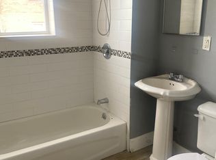 636 Grove St APT 2, Irvington, NJ 07111