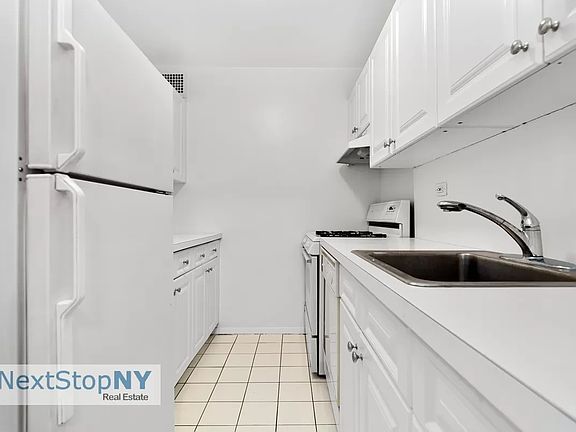 5th image of 150 W End Ave APT 17E