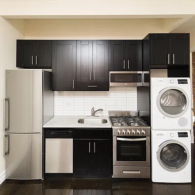 Rented by REAL New York | media 9