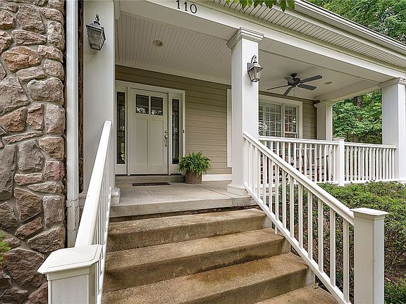 2nd image of 110 Lakeside Dr