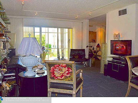 2nd image of 3020 NE 16th Ave APT 302
