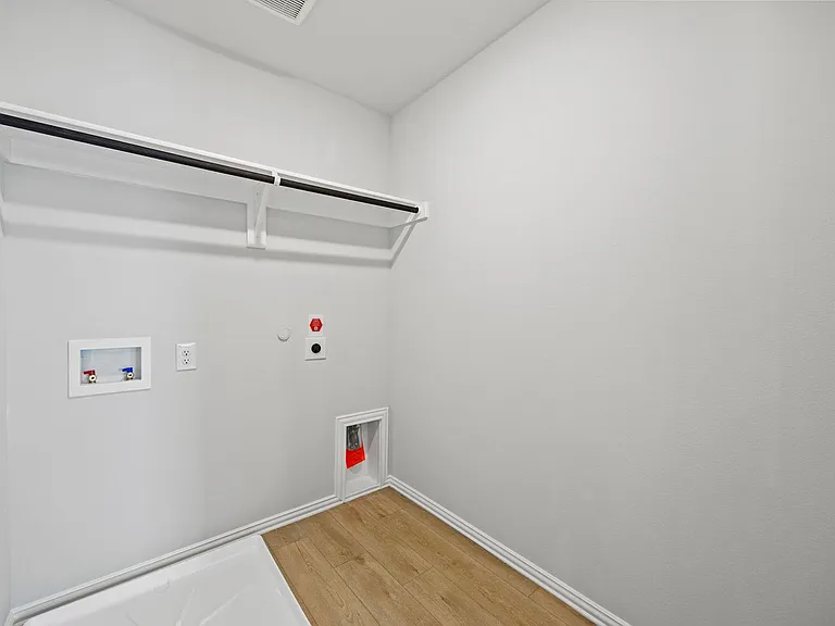512 Meadow Run Dr — Photo 11