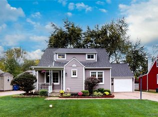 352 Ivyhurst Rd N, Amherst, NY 14226