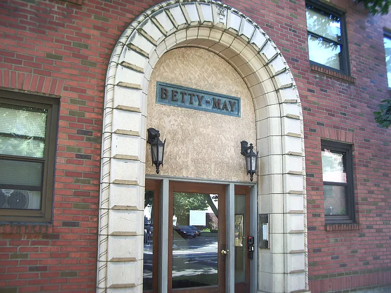 221 W Mercer St #102 — Photo 11