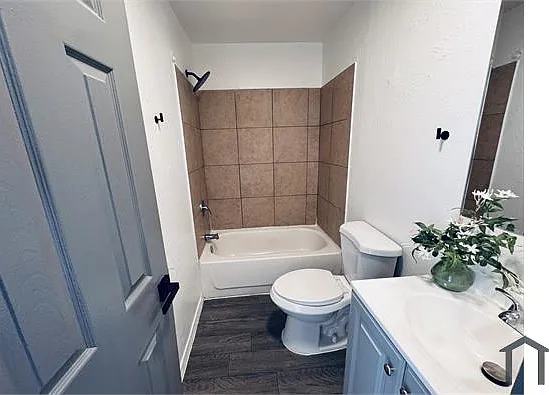 3216 W Jefferson St #2 — Photo 9