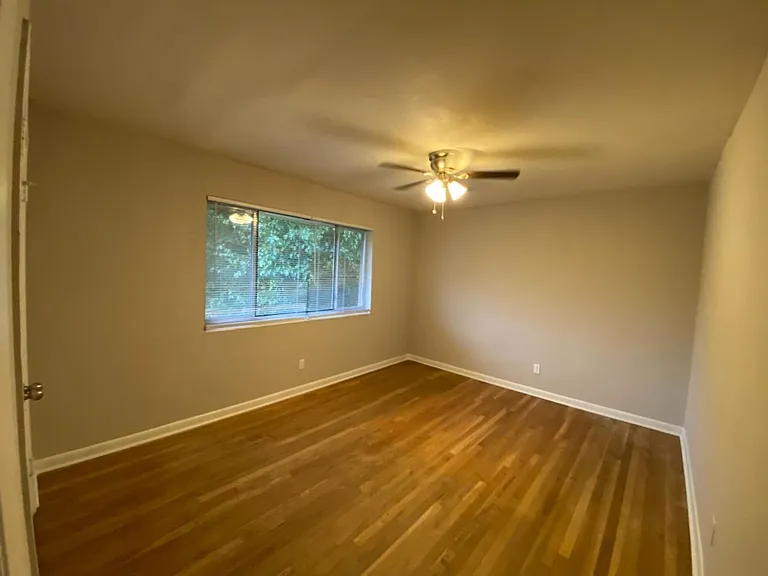 1570 Memorial Drive — Photo 20