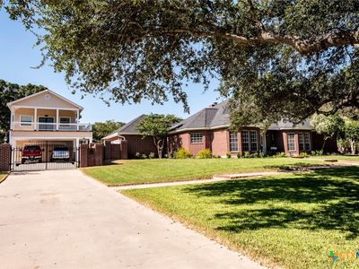 208 Tropical Dr, Victoria, TX, 77904