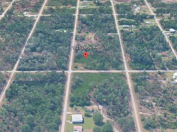 4th image of 1021 Leroy Ave