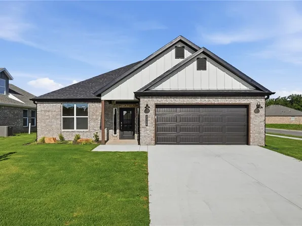 2308 N Zane St, Siloam Springs, AR 72761