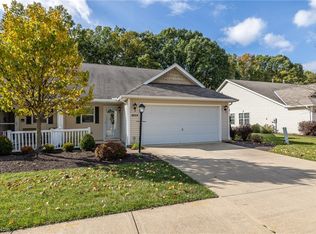 7476 Willow Woods Dr, North Olmsted, OH 44070