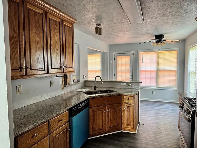 3510 Palmer Lake Point — Photo 11