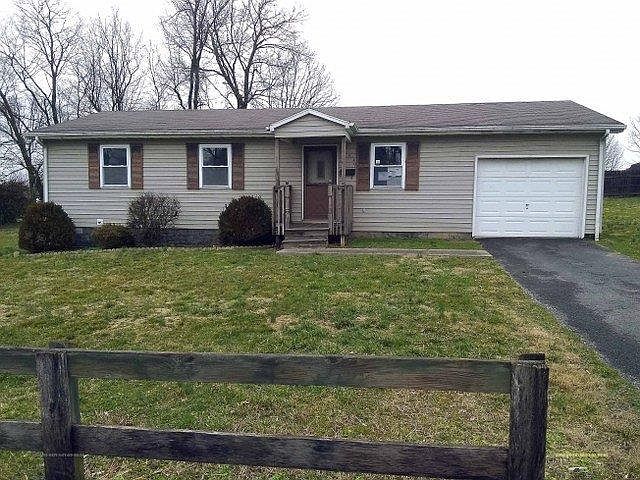 1st image of 549 Poteet St