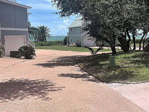 4th image of 49 Old Cottage Beach Dr