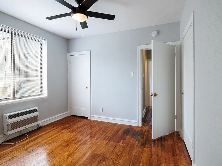 5335 Lucas And Hunt Rd — Photo 4