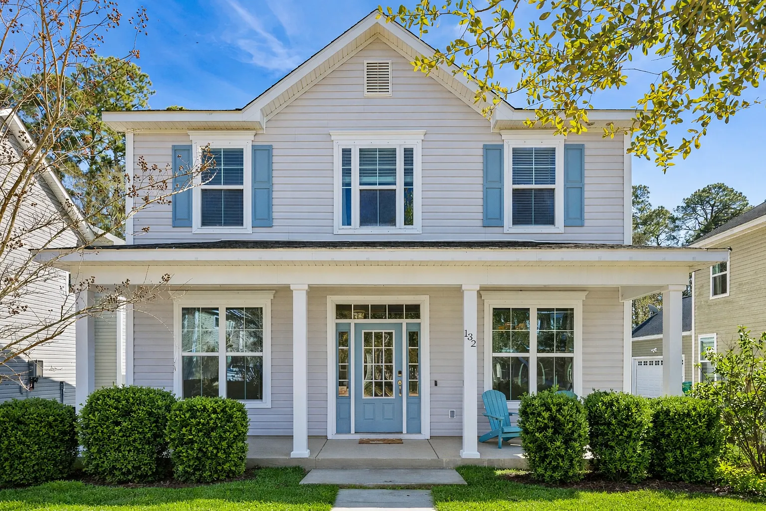5 bed, 2.5 bath, 2400 sqft, $4,950 — Photo 1