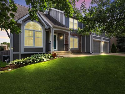 12628 Grandview St, Overland Park, KS, 66213