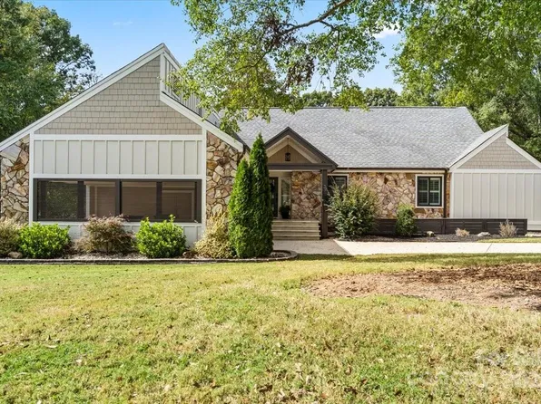4308 Rounding Run Rd, Charlotte, NC 28277
