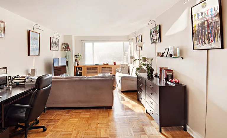 411 E 53rd St #12J — Photo 2