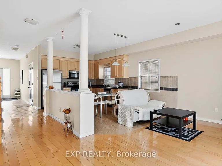 600 Winterberry Ave — Photo 8