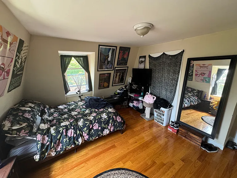 39 Adams St #3 — Photo 4