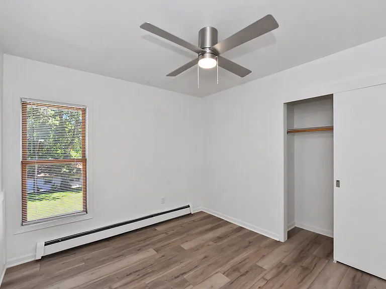 W330N4339 Lakeland Dr #B — Photo 24