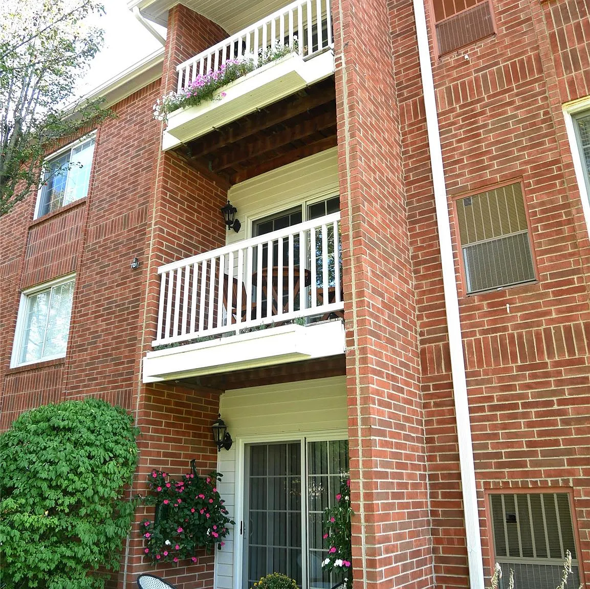1 bed, 1.0 bath, 664 sqft, $1,750 — Photo 4