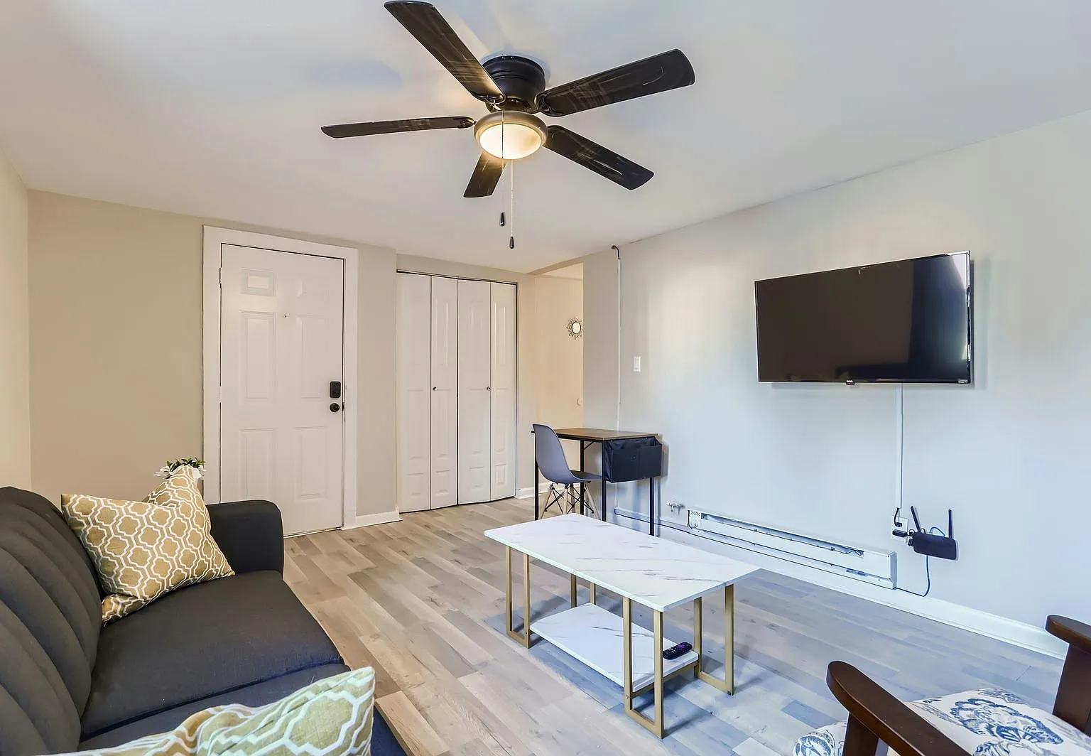 3631 Washington Street, Unit 5 — Photo 3