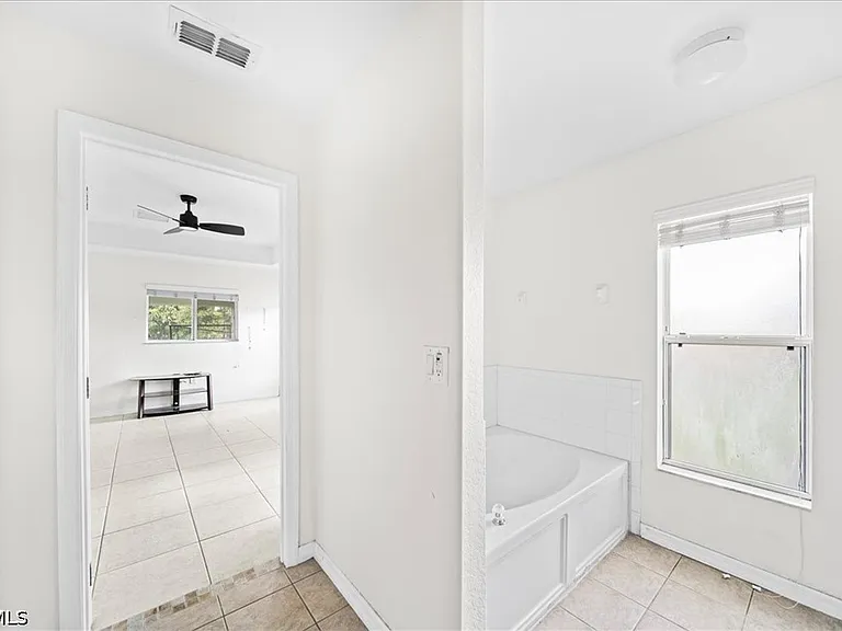 1019 Angelo Ave — Photo 9