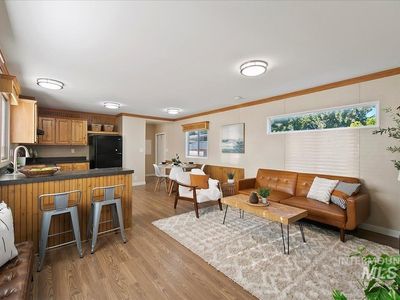 7008 Royal Glen Ln, Garden City, ID, 83714