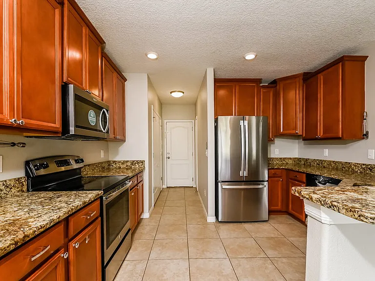 6402 Trent Creek Dr — Photo 6