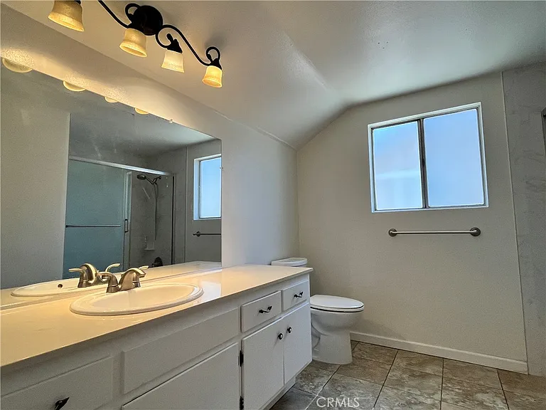 8252 Suffield St — Photo 10
