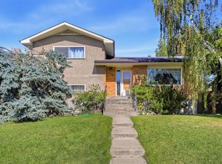 1136 S 19th Ave NW, Calgary, AB T2M 0Z9