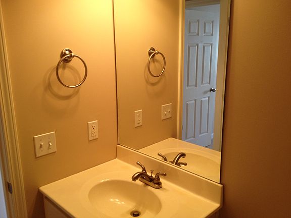 5th image of 4410 Wisteria Landing Cir Unit 201