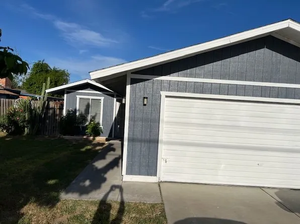 715 Crane St, Bakersfield, CA 93306